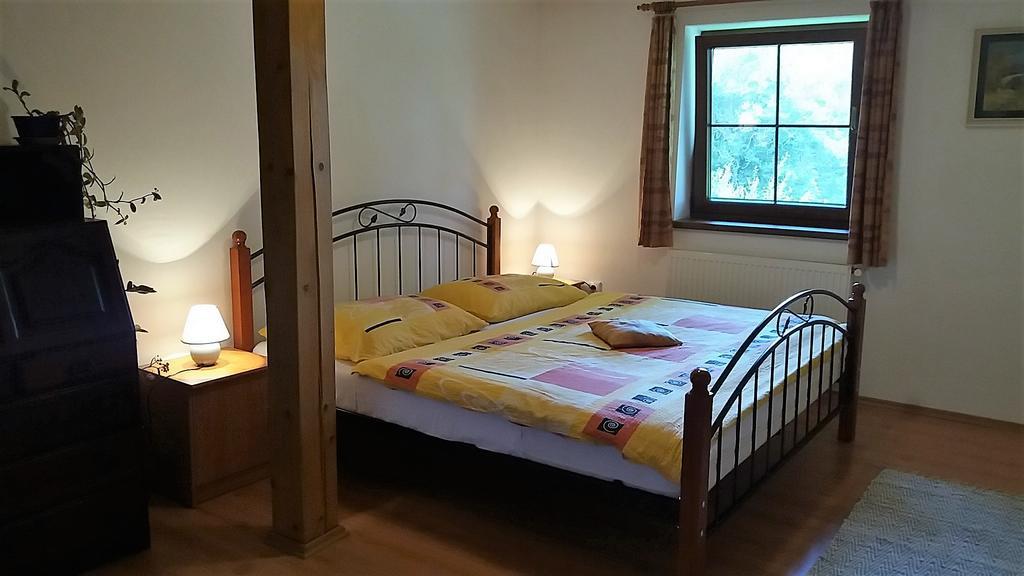 Horni Plana Guest House Eksteriør bilde
